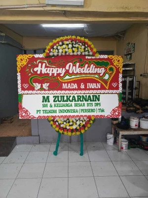 Papan Bunga di Dawe